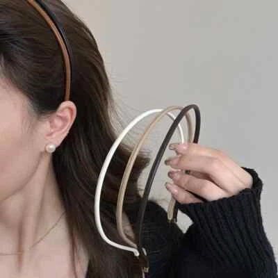 Moda Negro Caqui Estilo Delgado PU Vintage Diademas para el Cabello Diademas para Mujeres Niñas Foto 1 de 4
