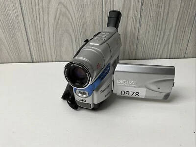 JVC GR-SXM38U 1000x Digital Zoom VHS Camcorder with 25x Optical Zoom - For Parts - Image 1 of 4