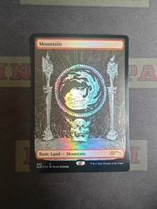 Magic The Gathering SLD EN Mark Riddick 242 R Basic Land - Mountain Foil - Picture 1 of 1