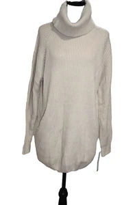 Goodnight Macaroon Oversized Turtleneck Knit Sweater Beige Pockets Sz Small NWT - Picture 1 of 5