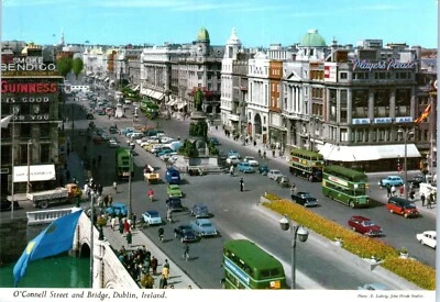 Vintage Cars and Buses, O'Connell Street and Bridge, Dublin, Ireland Postcard - Image 1 of 2