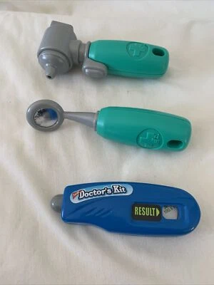 Keenway Vintage  3 Piece Junior Doctors Kit - Image 1 of 4