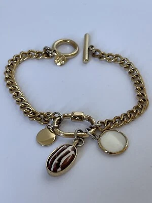 Браслет с брелоками Ann Taylor Loft золотистый с застежкой-переключателем  - Изображение 1 из 4