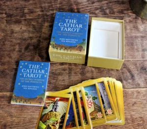 Cathar Tarot : The Secret Wisdom of the Perfecti, Cards by Matthews, John; Ki... - Foto 1 di 9