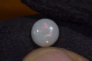 *GEM QUALITY* Australian Coober Pedy Solid Natural Genuine Fire Opal 1.2 Carats - Picture 1 of 2