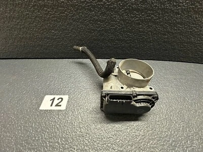 Cuerpo de acelerador híbrido genuino Lexus RX450H 16-21 3,5 22030-31090 Foto 1 de 4