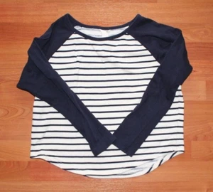 FOREVER 21 Los Angeles Women's Black White Striped Sweatshirt Size Small S EUC - Picture 1 of 8