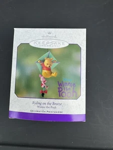 Hallmark Ornament 2001 Winnie The Pooh Cavalcando la Brezza - Foto 1 di 4