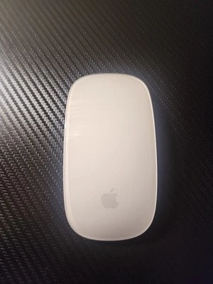 Genuine Apple A1296 White Wireless Bluetooth Magic Mouse MB829LL/A - Image 1 of 4