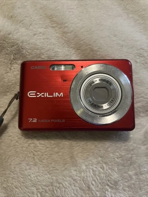 Casio EXILIM ZOOM EX-Z70 7.2MP Digital Camera - Red - Image 1 of 4