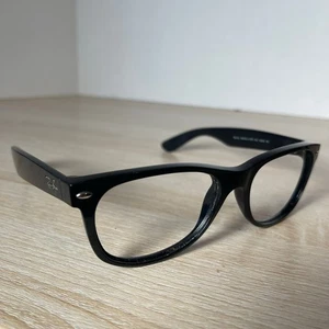 Ray-Ban RB2132 Nuevo Wayfarer 901 Gafas de sol Negro MARCO SOLO 55-18 Italia - Imagen 1 de 11