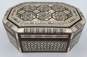 Vintage Y.H. Schmuck/Andenkenkästchen Made in Egypt Holz mit Mosaikmuster - Bild 1 von 6