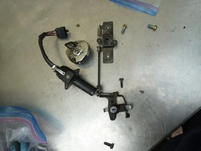 Juego de cerraduras llave de encendido V45 Magna VF700C VF 700 83-88 Honda #Q4 Foto 1 de 4