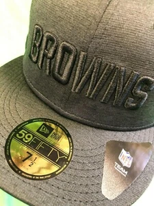 NFL Cleveland Browns New Era 59FIFTY Ennegrecido Camionero/Gorra 7-1/2 Nuevo con etiquetas - Imagen 1 de 7