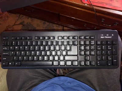 KEY TRONIC SLIMLINE USB BLACK P/N:KT300U2 MODEL K2805 NEW OUT OF BOX. - Image 1 of 3