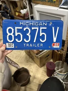 1980s Michigan Trailer License Plate 85375 V - Picture 1 of 19