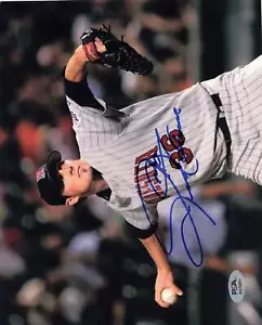 Joe Nathan signed 8x10 photo PSA/DNA Minnesota Twins Autographed - Picture 1 of 1