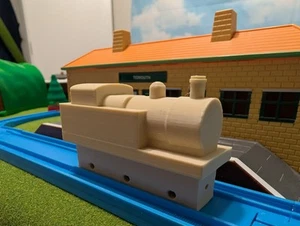 Thomas And Friends Ferrocarril de Madera "Jinty" Impreso en 3D Madera Pla Personalizado - Imagen 1 de 2