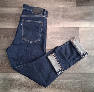 Pantalones de mezclilla Levis hechos y hechos a mano tiro alto ajustados con ribete japonés talla 30x28 - Imagen 1 de 15