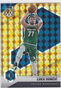 LUKA DONCIC Los Angeles Lakers Dallas Mavs Mosaic RARE $$ GOLD PRIZM VARIATION ! - Picture 1 of 2