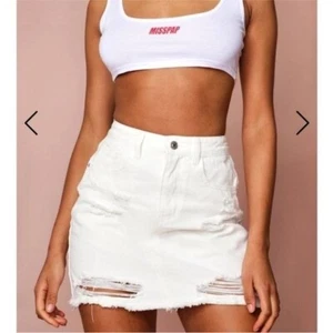 Falda de Jean Pacsun Blanca Denim Rasgada Desgastada Talla 23 Nueva con Etiquetas - Imagen 1 de 6