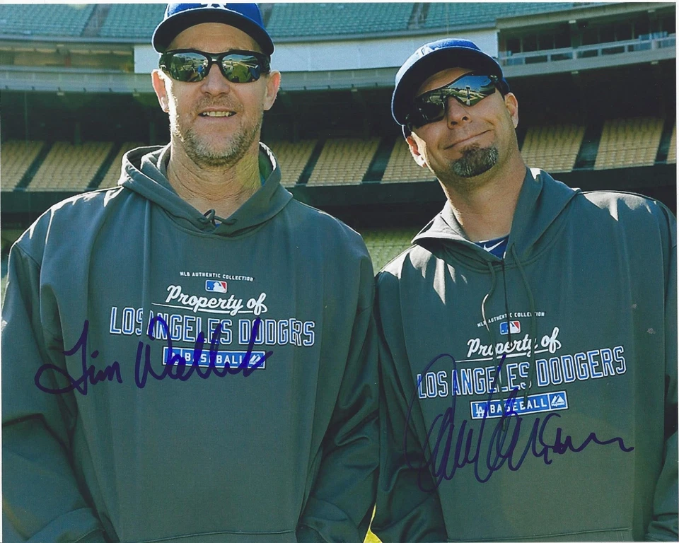 TIM WALLACH DAVE HANSEN Signed 8 x 10 Photo LOS ANGELES DODGERS Baseball MLB - Image 1 of 1