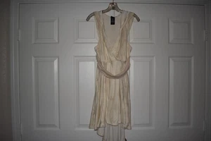 Vestido sin mangas Star Wars Her Universe talla L crema Obi Wan cuello en V lazo trasero Juegos con disfraces - Imagen 1 de 14