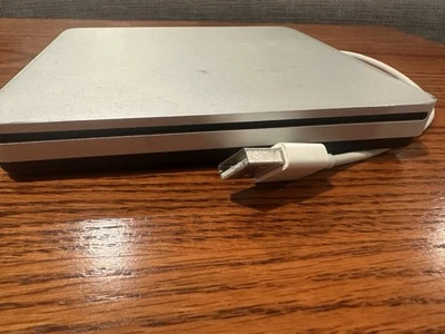 Apple A1379 USB Super Drive Disc Drive Silver Genuine Used - Image 1 of 3