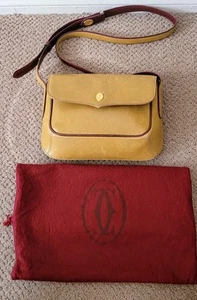 AUTÉNTICO BOLSO BANDOLERA/HOMBRO DE CUERO CARTIER VINTAGE CON SOLAPA BIDIRECCIONAL USADO - Imagen 1 de 15