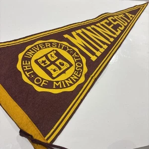 Vintage 30’s The University Of Minnesota Pennant Purple Yellow - Picture 1 of 6