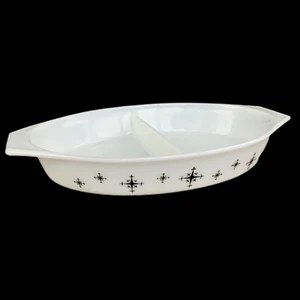 Pyrex Black Star Atomic Compass Divided Oval Casserole 1 1/2 QT - Picture 1 of 1