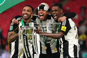 FOTO DEL EQUIPO CARABAO FINAL ESTADIO WEMBLEY FOTO NEWCASTLE UNITED LEAGUE CUP 2025 - Imagen 1 de 10