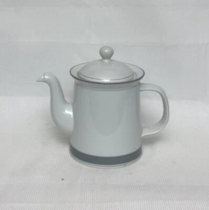 DANSK COFFEE/TEA SERVING POT: Concerto Allegro, White & Gray, 1 Qt. Japan EUC - Picture 1 of 13