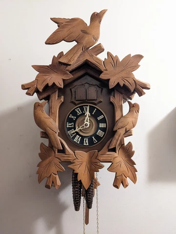 *Rare*  Singing Bird Cuckoo Clock. See Video! E. Schmeckenbecher Cover