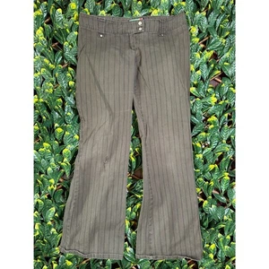 Pantalones de mezclilla Lipservice tiro bajo con cinturón verde a rayas talla 11 - Imagen 1 de 6