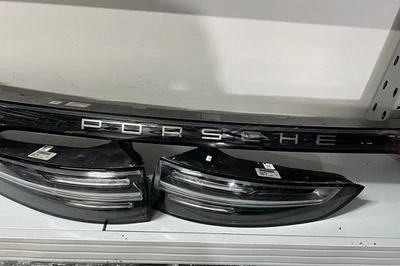 EU！2018-2023 Porsche cayenne 9Y0 led taillight smoked  1set genuine oem - Image 1 of 4