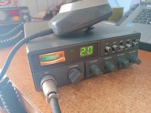 RADIO CB 40 CANALI AM FM INTEK MB600SX COMPLETO DI MICROFONO RADIO TESTATA - Photo 1/3