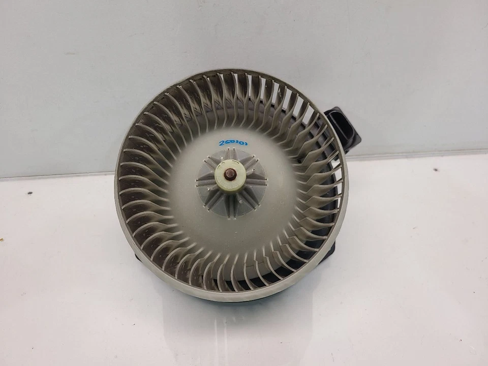 Motor soplador delantero Subaru Tribeca 2006-14 - temperatura automática Foto 1 de 4