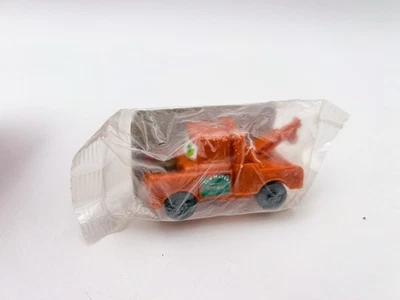 Disney Pixar Coches Remolque Mater Corredores Pull Back Coche Juguete Sin Abrir 2006 Kellogg Nuevo Foto 1 de 4