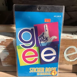 Glee TV Show Sticker Book 95 Stickers 2010 Lea Michele Cory Monteith New Sealed - Picture 1 of 6