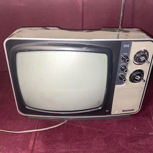 1976 Vintage Panasonic TR-622U TV Television Retro Tested - Picture 1 of 4
