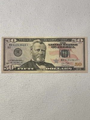 Series 2013 $50 Star federal reserve notes MB01013619* - Image 1 of 2