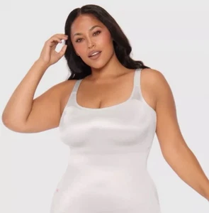 Ruby Ribbon Original Trägertop #3022 weiß U-Ausschnitt T-Shirt Shapewear Top - Bild 1 von 4