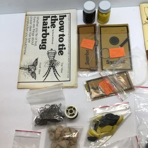 Lotto materiali legatura mosche NOS vintage piume capelli orso fili strumenti pittura - Foto 1 di 13