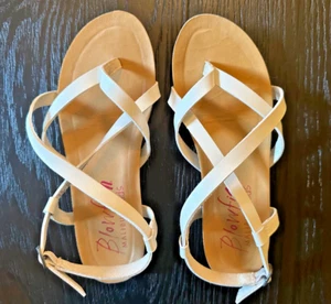 Girls Sandals Sz 3.5 White Blowfish Malibu Kids Strappy Tween Beach Summer - Picture 1 of 7