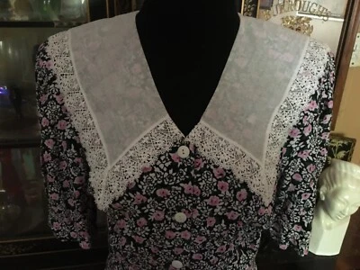 VESTIDO DE COLECCIÓN AÑOS 80 JANE CANTANTE BLANCO ENCAJE CUELLO ROSAS ROSAS FLORALES MANGA CORTA 8 Foto 1 de 4
