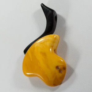 Vintage Natural Yellow Baltic Butterscotch Amber Carved Black Whitby Jet Pendant - Picture 1 of 10