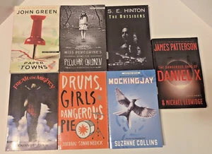 Large Print Young Adult Books Lot of 7 YA Teen Bundle HUNGER GAMES John Green - Bild 1 von 5