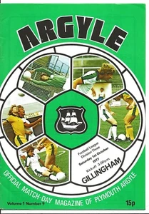 Football Programme>PLYMOUTH ARGYLE v GILLINGHAM Oct 1977 - Picture 1 of 1