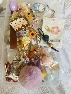 Lote de 10 Llaveros Mezclados Kawaii Y2k Estrella Líquida Boba Borla Llaveros Foto 1 de 4